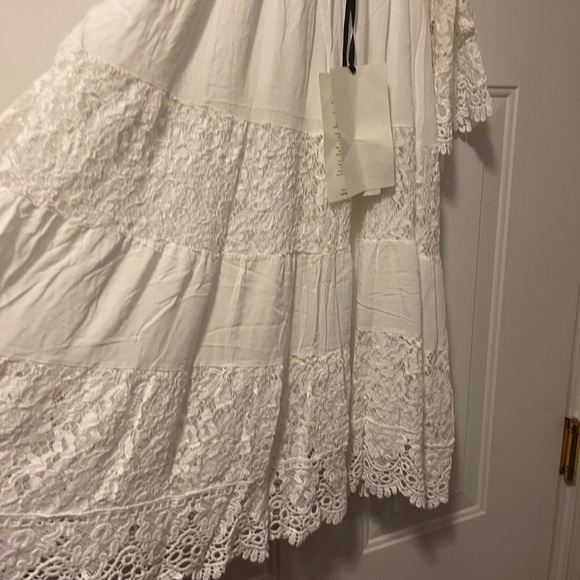 Baci Lace Cold Shoulder mini Dress Top - Picture 7 of 13